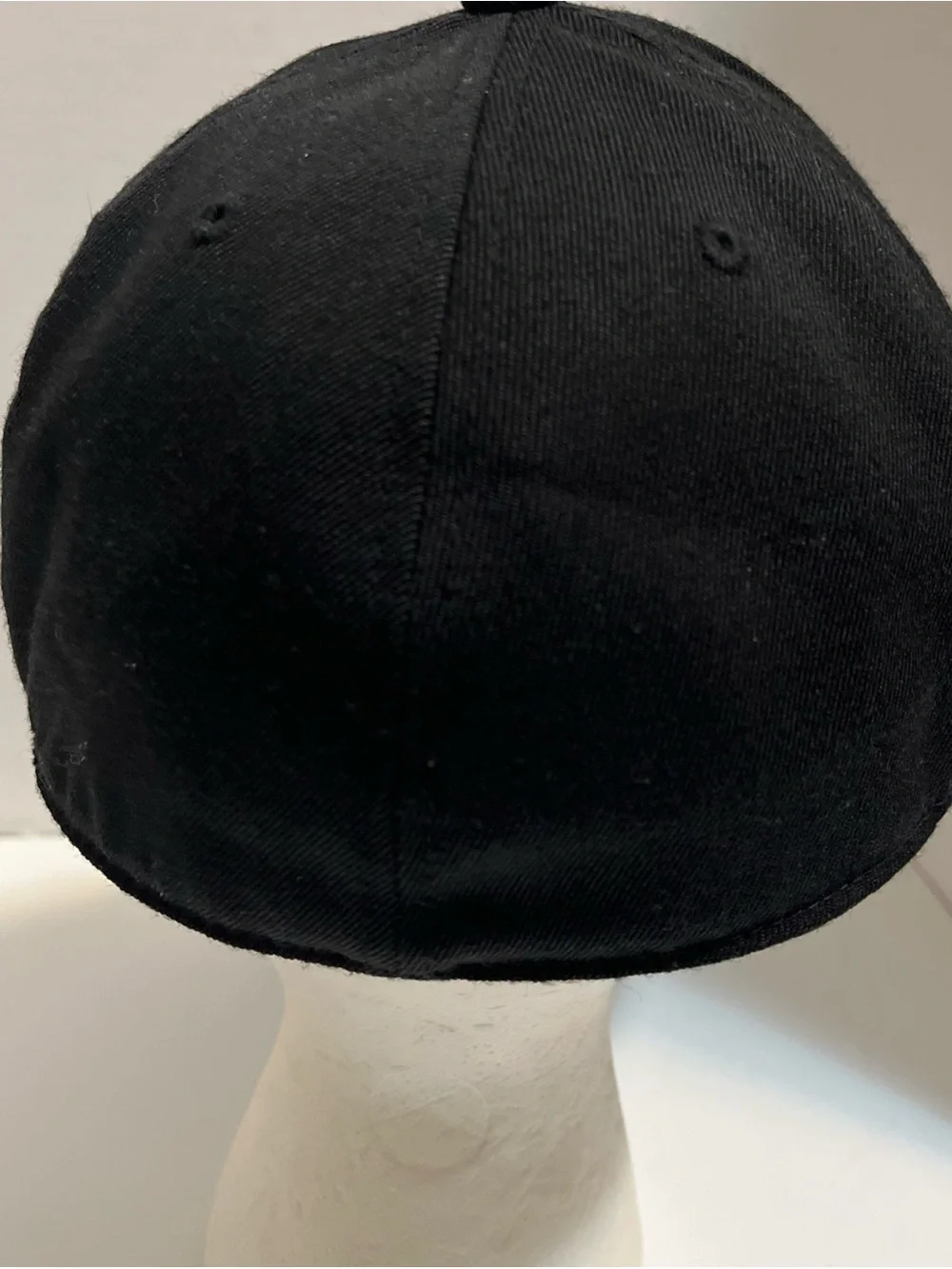 METAL MULISHA Baseball Cap Mens 7 1/4 7 5/8 Black White Skull Helmet 210 Fitted